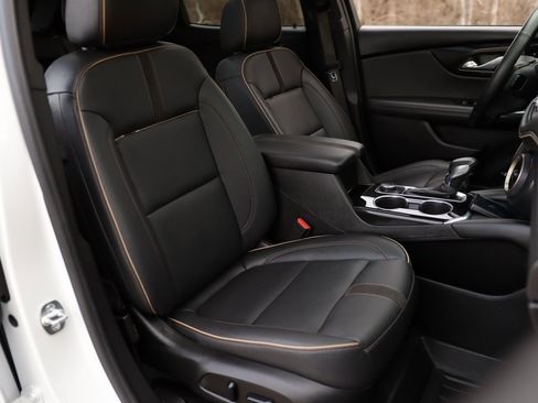 Used 2023 Chevrolet Blazer Premier w/ Enhanced Convenience Package image 35