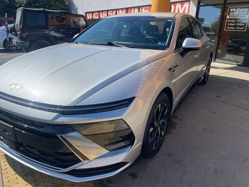 Used 2025 Hyundai Sonata SEL FWD image 8