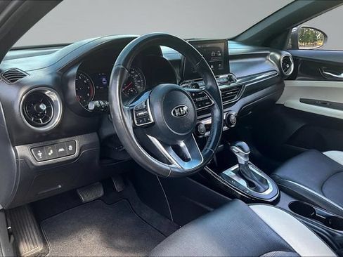 Used 2020 Kia Forte EX FWD image 17