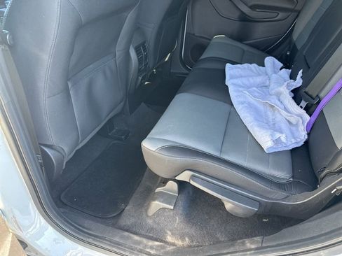 Used 2016 Ford Escape SE w/ Equipment Group 201A image 5