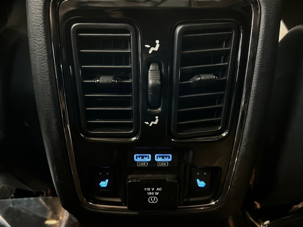 Used 2017 Jeep Grand Cherokee Limited RWD image 17