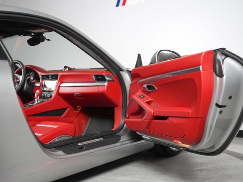 Used 2013 Porsche 911 Carrera S RWD image 57