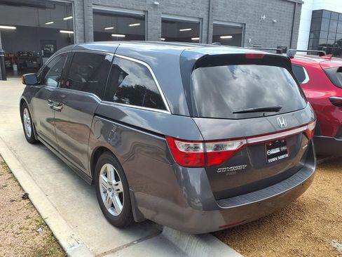 Used 2012 Honda Odyssey Touring image 3