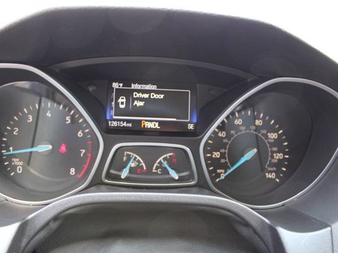 Used 2016 Ford Focus SE image 18