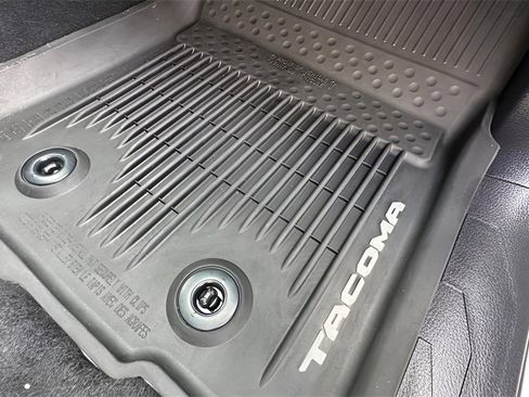 Used 2019 Toyota Tacoma SR image 67