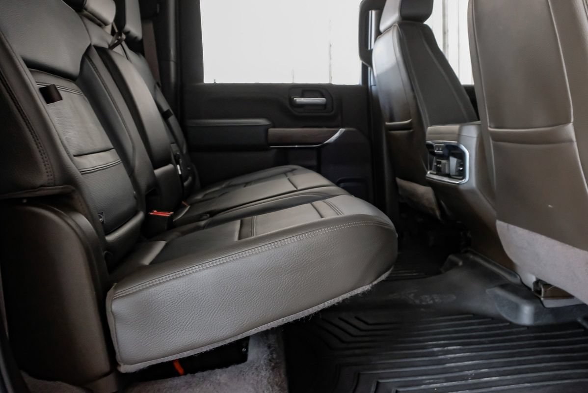 Used 2022 GMC Sierra 3500 Denali w/ Denali Ultimate Package AWD/4WD image 34