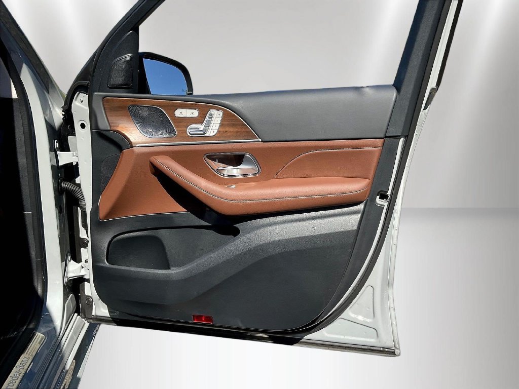 Certified 2025 Mercedes-Benz GLE 350 4MATIC image 29