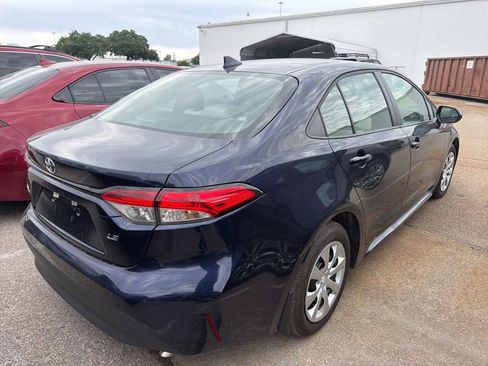Used 2026 Toyota Corolla LE FWD image 6