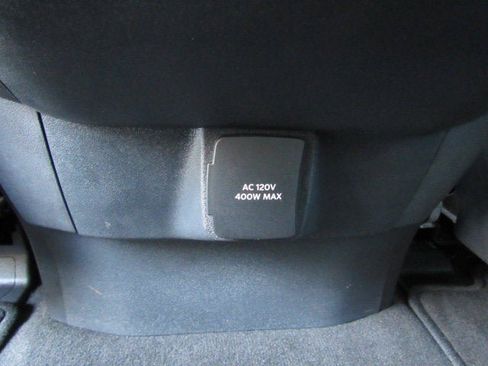 Used 2025 Ford Expedition Platinum AWD/4WD image 36