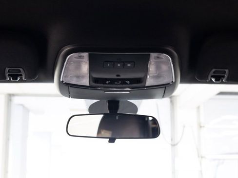 Used 2021 Jeep Grand Cherokee Laredo X image 18