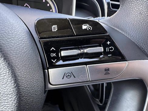 Used 2022 Hyundai Tucson SEL w/ Cargo Package AWD/4WD image 18