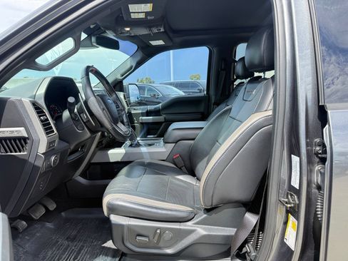 Used 2017 Ford F150 Raptor w/ Equipment Group 802A Luxury AWD/4WD image 5
