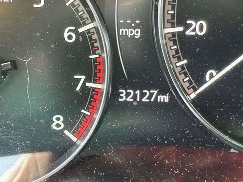 Used 2024 MAZDA MAZDA3 s FWD image 31