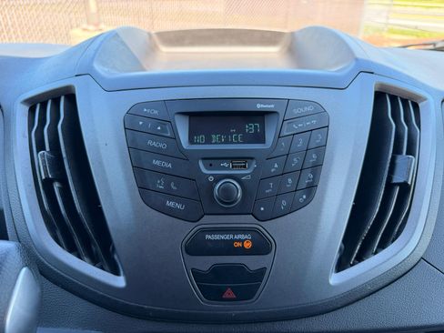 Used 2019 Ford Transit 250 148 Low Roof w/ Exterior Upgrade Package RWD image 33