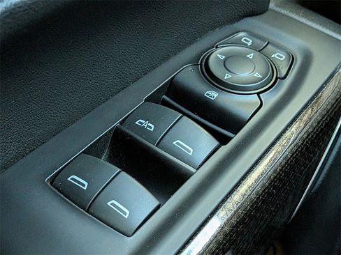 Used 2019 Chevrolet Silverado 1500 RST w/ All-Star Edition image 24