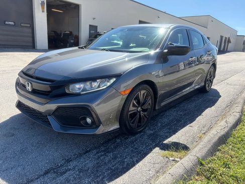 Used 2018 Honda Civic EX-L image 11