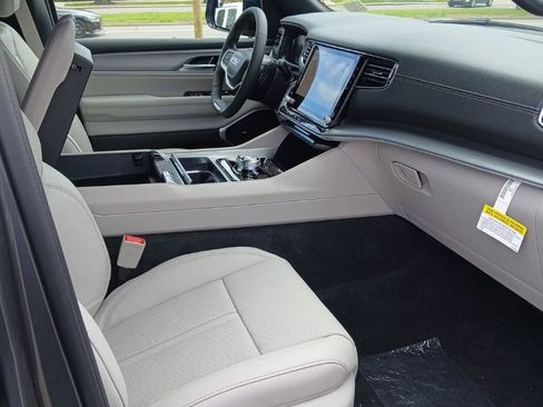 New 2026 Jeep Grand Wagoneer Limited AWD/4WD image 29