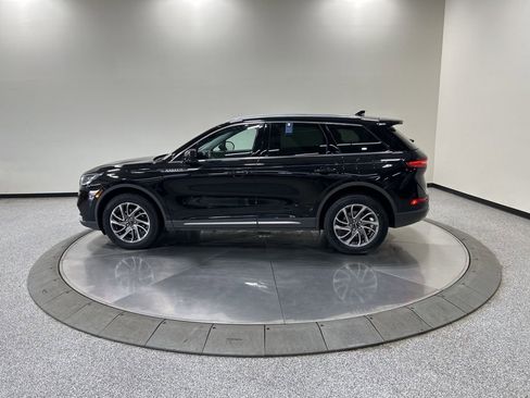 Certified 2020 Lincoln Corsair AWD w/ Equipment Group 101A image 9