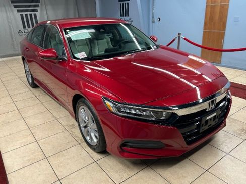 Used 2018 Honda Accord LX image 5
