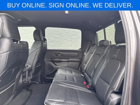 Used 2022 RAM 1500 Limited w/ Body-Colour Bumper Group AWD/4WD image 11