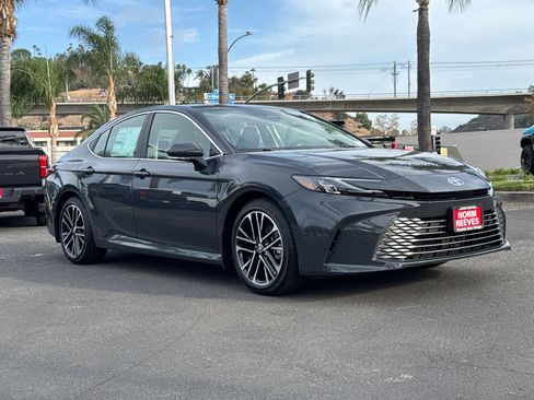 New 2026 Toyota Camry XLE FWD image 4