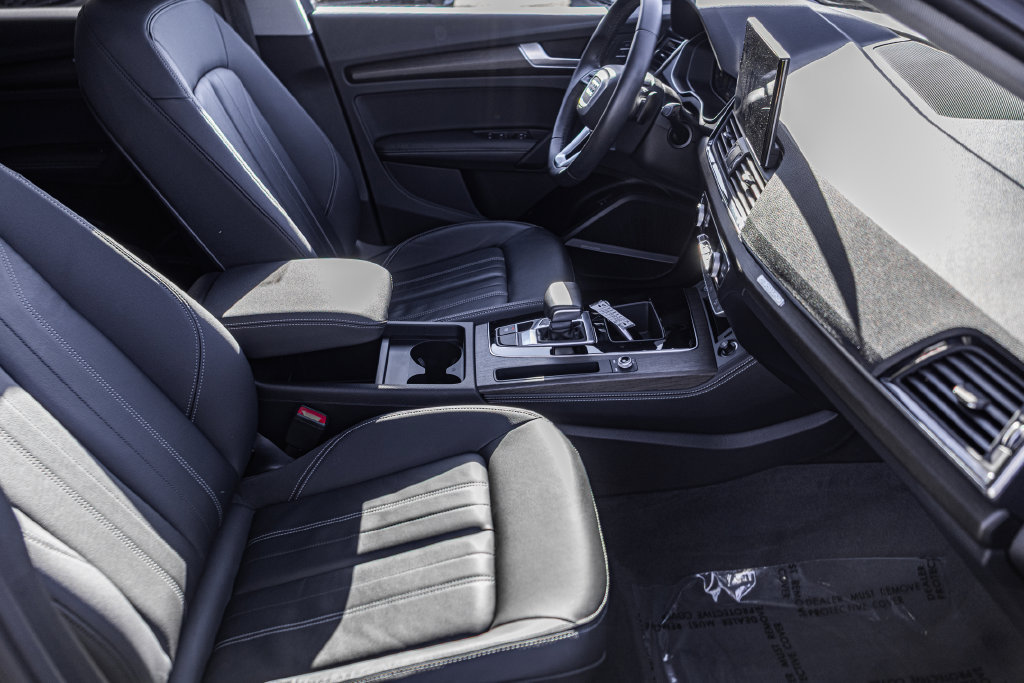Used 2023 Audi Q5 2.0T Premium Plus AWD/4WD image 33