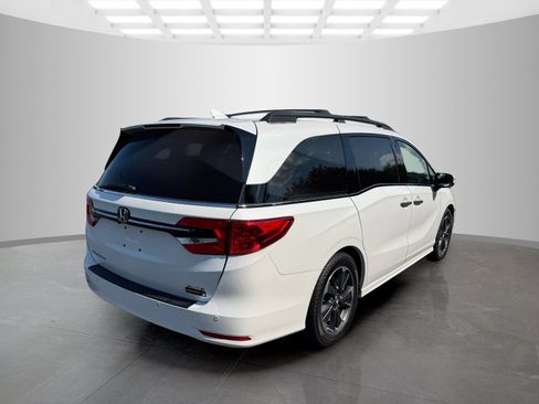 Used 2022 Honda Odyssey Elite image 7
