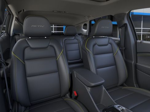 New 2026 Chevrolet Trax ACTIV w/ Sunroof Package FWD image 16