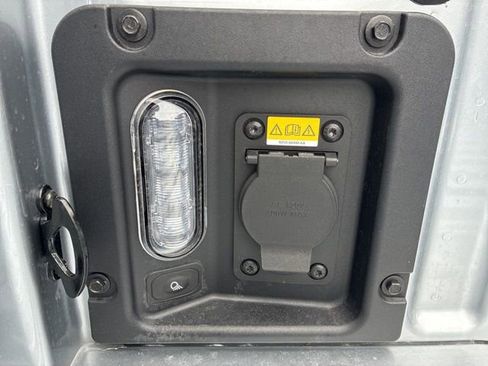 Used 2024 Ford Maverick XLT w/ XLT Luxury Package image 8