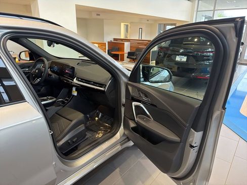 New 2026 BMW X1 M35i AWD/4WD image 18