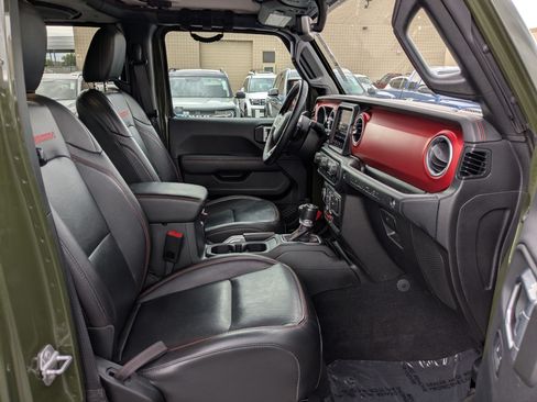 Used 2021 Jeep Wrangler Unlimited Rubicon AWD/4WD image 33