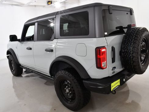 Used 2023 Ford Bronco Black Diamond AWD/4WD image 15