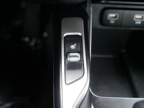 Certified 2021 Kia Sorento S w/ Panoramic Sunroof Package image 28