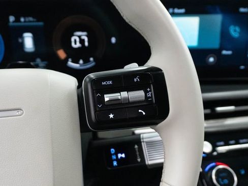 Used 2024 Hyundai Santa Fe SEL FWD image 26