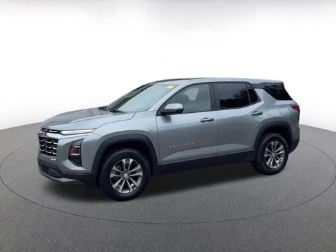 Used 2025 Chevrolet Equinox LT image 7