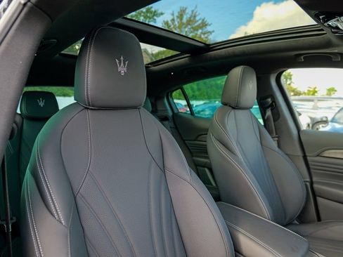 New 2025 Maserati Grecale GT image 35