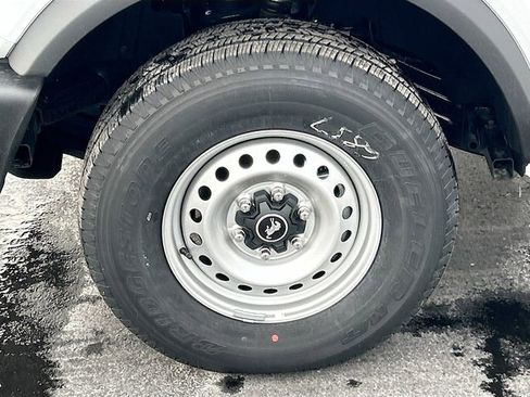 New 2025 Ford Bronco 4-Door AWD/4WD image 35