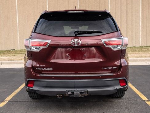 Used 2016 Toyota Highlander Limited image 8