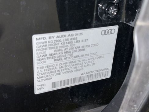 Certified 2025 Audi Q7 2.0T Premium w/ Convenience Plus Package image 20