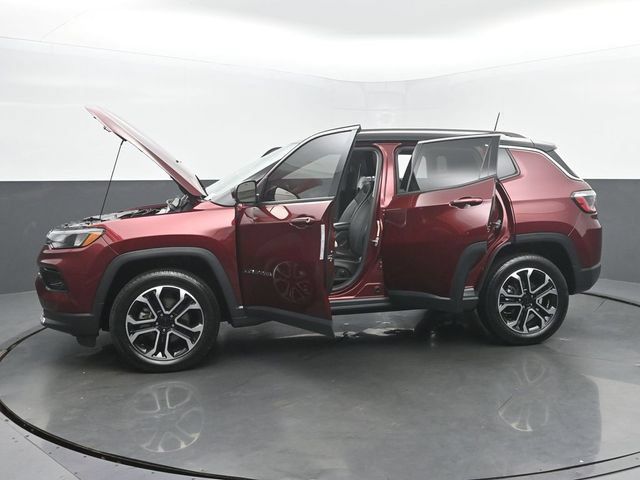 Used 2022 Jeep Compass Limited AWD/4WD image 60