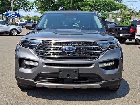 Certified 2023 Ford Explorer XLT w/ Equipment Group 202A AWD/4WD image 5