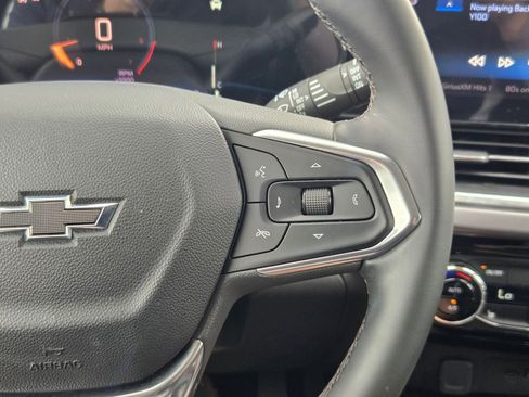 Certified 2025 Chevrolet Trax ACTIV image 23