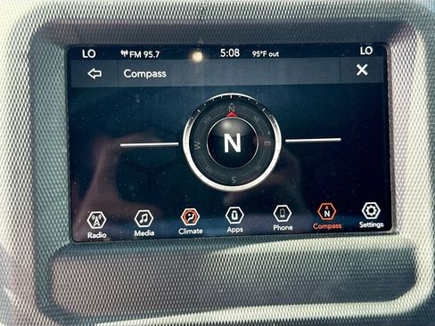 Used 2023 Jeep Wrangler Unlimited w/ Convenience Group AWD/4WD image 14