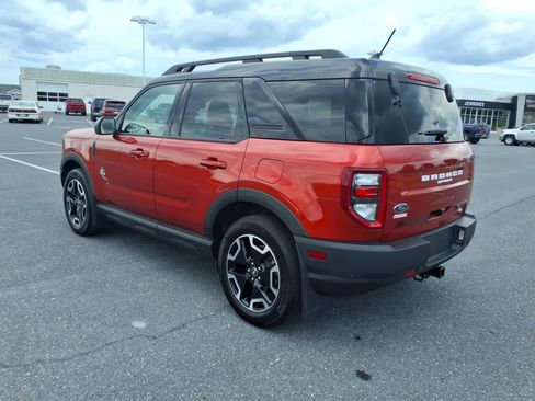 Used 2022 Ford Bronco Sport Outer Banks w/ Tech Package AWD/4WD image 6