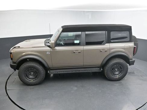 New 2025 Ford Bronco Outer Banks w/ Sasquatch Package image 19