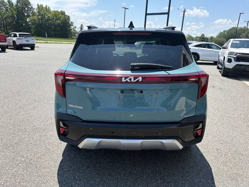 Used 2024 Kia Seltos S FWD image 8