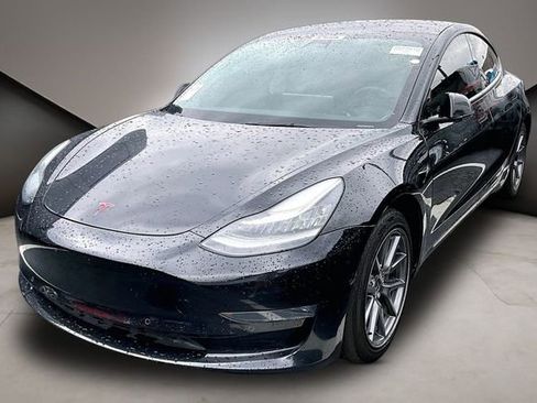 Used 2022 Tesla Model 3 Long Range AWD/4WD image 1