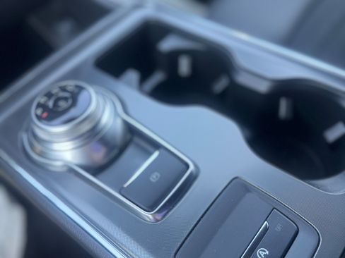 New 2024 Ford Edge ST-Line image 40