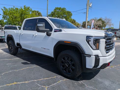 New 2026 GMC Sierra 2500 AT4 w/ AT4 Premium Plus Package image 2