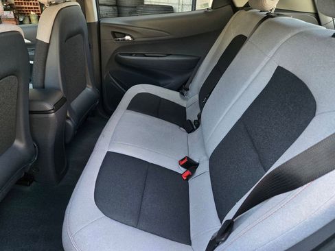 Used 2018 Chevrolet Bolt LT image 12